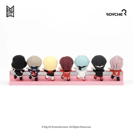 BTS TinyTAN X ROYCHE - TinyTAN Keyboard Figures Set