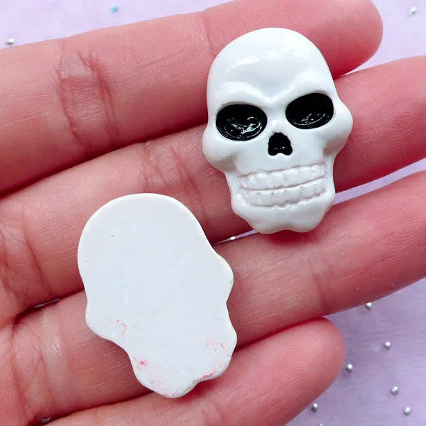 Decoden Skull Cabochons | Creepy Phone Case Decoration | Halloween Supplies (2 pcs / 19mm x 26mm)